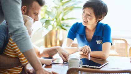 Best Buy sets first goal to help consumers reduce carbon emissions and save billions on utilities as it commits to further reduce its own carbon use