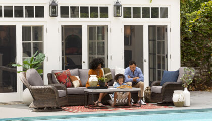 Yardbird offers an incredible selection of outdoor furniture, from dining sets and lounge seating to fire tables and accessories, with seven showrooms across the country.